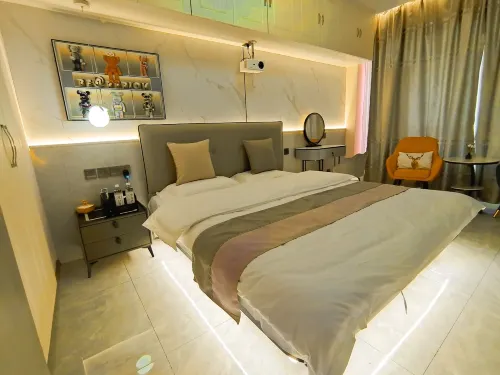 Xiangyang 0355 Homestay (Guangming Hutong)