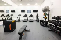 DoubleTree by Hilton Calgary North - Gym