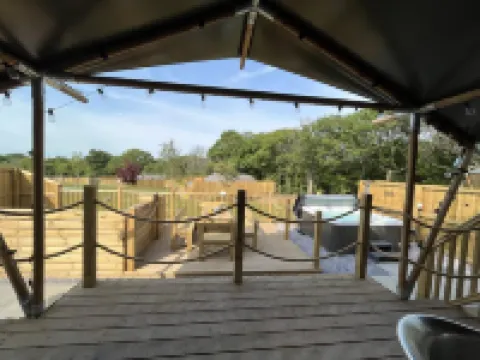 Lion King Safari Tent Hotels in Carew