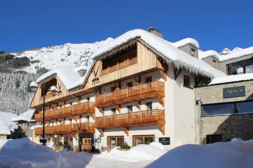 Hotel le V de Vaujany - 4-Star
