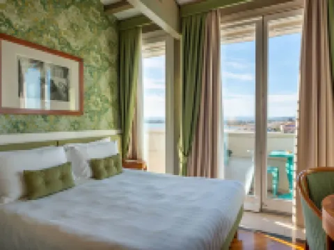 Grand Hotel Ortigia Hotels near Island of Ortigia