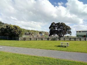 Opunake Beach Kiwi Holiday Park