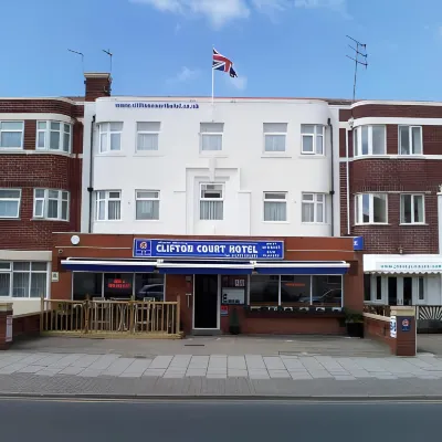 Clifton Court Hotel โรงแรมใกล้หาดแบล็คพูล เพลเชอร์