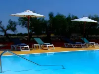 Apulia Victor Country Hotel - Swimmingpools