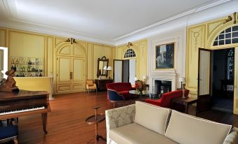 Chateau du Clair de Lune