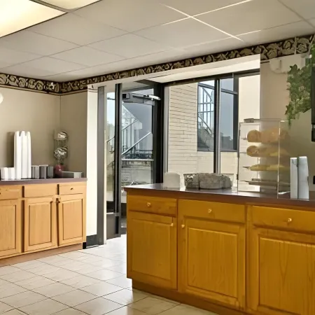 Super 8 by Wyndham Fredericksburg