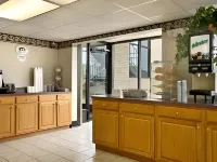 Super 8 by Wyndham Fredericksburg