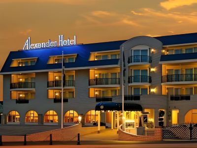 Alexander Hotel