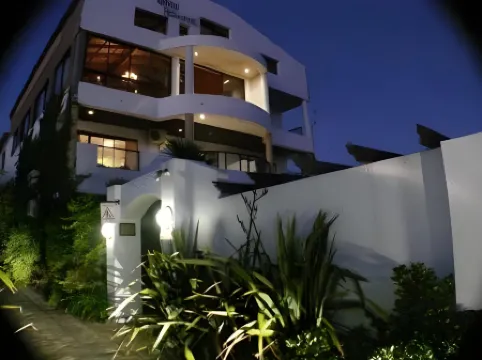 Misty Waves Boutique Hotel