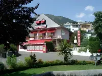 Au Primerose Hôtel فنادق في Cauterets