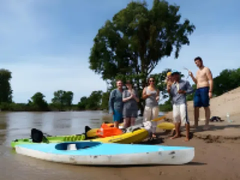 Silver Dolphin Guesthouse & Restaurant Hotels in Kratie