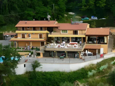 Paradiso Country House