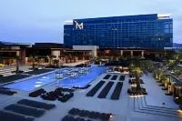 M Resort Spa & Casino - Infinity Pools