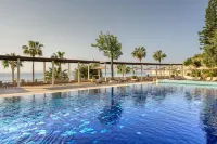 Columbia Beach Resort - Rooftop Pools