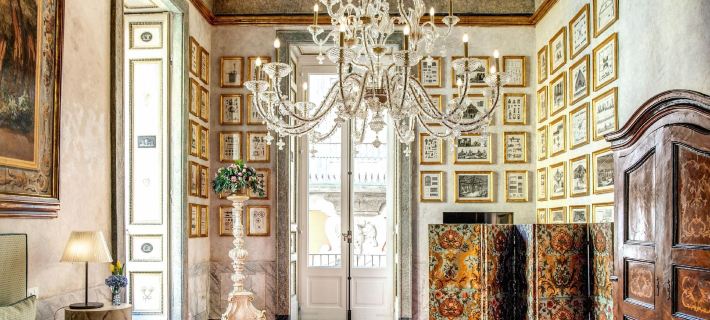 Palazzo Doria Napoli Hotels in Neapel