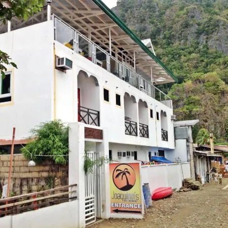 Joaquinn's Bed and Breakfast El Nido City near Beach