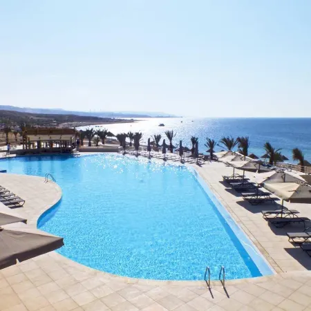 DoubleTree by Hilton Aqaba