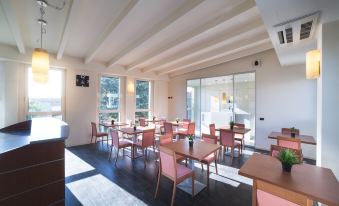 Hotel Giallo