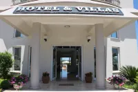 The Prince Inn Hotel & Villas Hotels near Girne American University