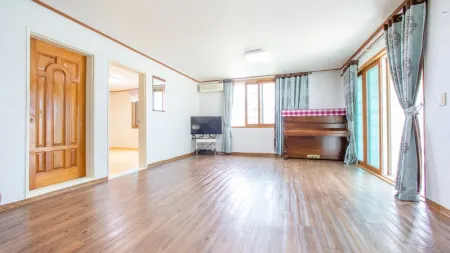 Muju Sweet Condo Pension