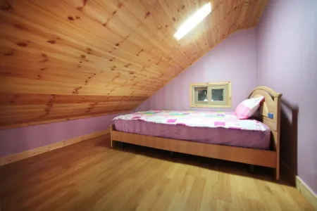 Jecheon Yeongbong Pension Отели рядом с достопримечательностью «Woraksan»