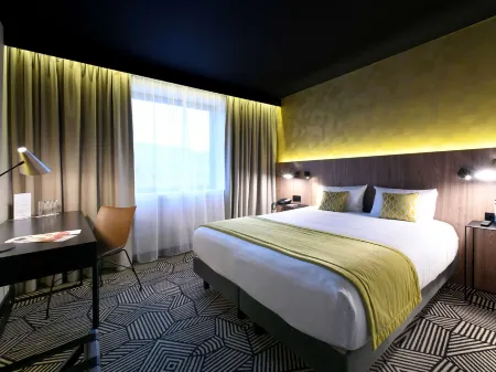 Hôtel Mercure Arras Centre Gare Отели рядом с достопримечательностью «Ашан»