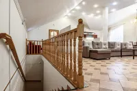 Ulitsa Belyakova 1a Private House Отели в г. Лианозово
