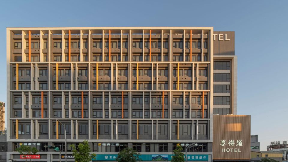 享得道行旅 In Joy Hotel