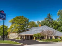 AmericInn by Wyndham Delafield Hotels in Delafield