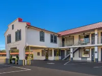 Econo Lodge Calhoun นอร์ทดาเมสคัส โรงแรมในแคลเฮาน์