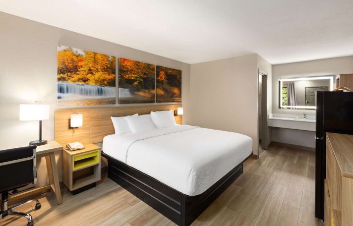 Days Inn by Wyndham Helen