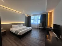 56 HOTEL BLOCK B