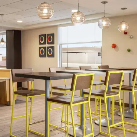 Home 2 Suites by Hilton Albuquerque / Downtown - University