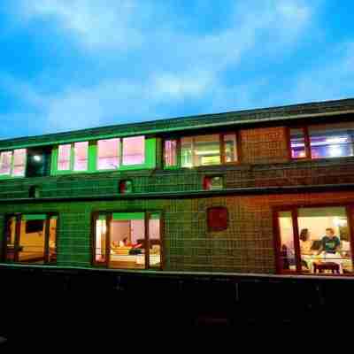 Best Kerala Houseboat Hotel Exterior