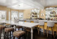 The Tides Beach Club - spa