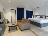 Nirvana Boutique Hotel - balcony