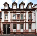 Stadthotel Отели рядом с достопримечательностью «Brezel Adam»