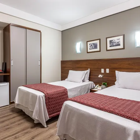 Hotel Bahia do Sol Отели рядом с достопримечательностью «Маяк Прайя-да-Барра»