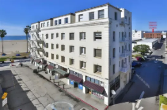 Venice V Hotel Hotels near Abbot Kinney Blvd
