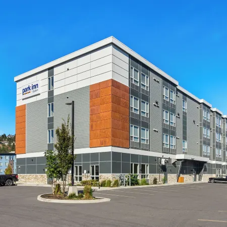Park Inn by Radisson, Kelowna