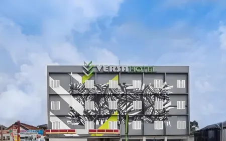 Versa Hotel