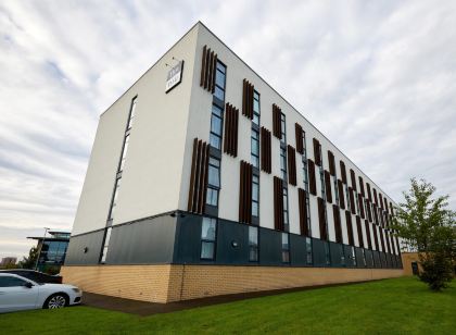 Holiday Inn - the niu, LOOM MANCHESTER NORTH by IHG