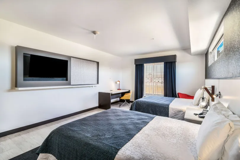 Hy-Lo Hotel, Ascend Hotel Collection