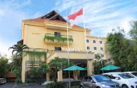 Narita Hotel Surabaya - Gym