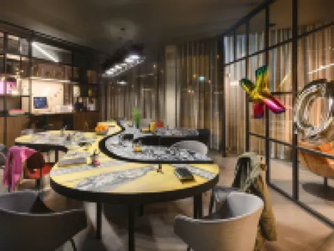 Moxy Dresden Neustadt Hoteles en Dresde