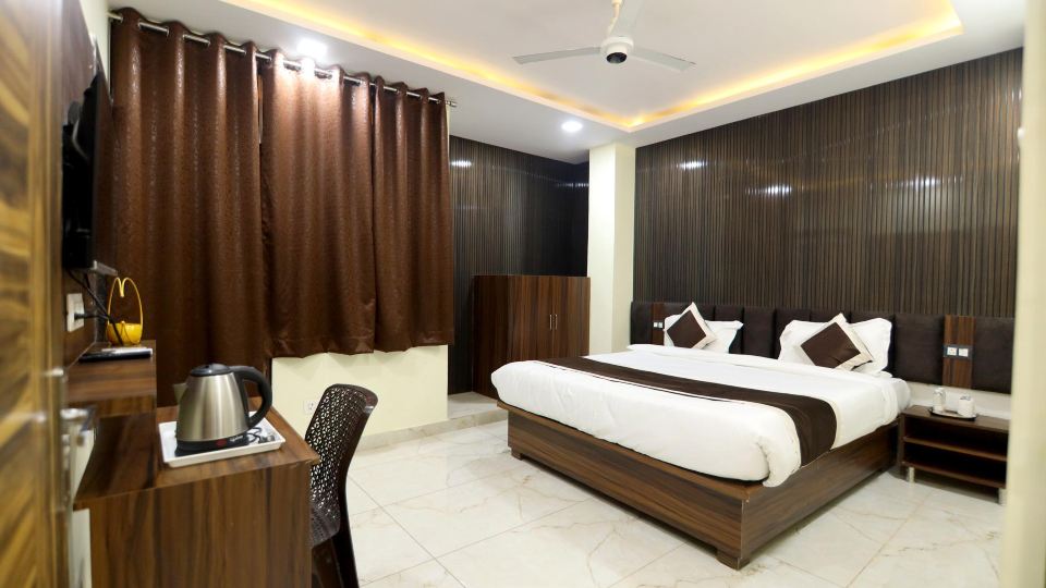 Shree Krishna Inn
