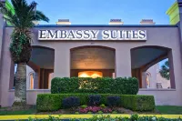 Embassy Suites by Hilton Charleston Historic District Các khách sạn ở Charleston