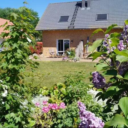 Fantastic FH, terrace, fireplace, close to the Baltic Sea, Bodden view