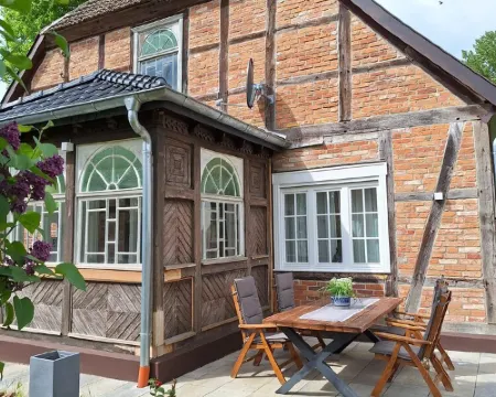 5 Ferienwohnung in Historischem Alten Gutshaus in Breetz am Fluss レンツェンのホテル