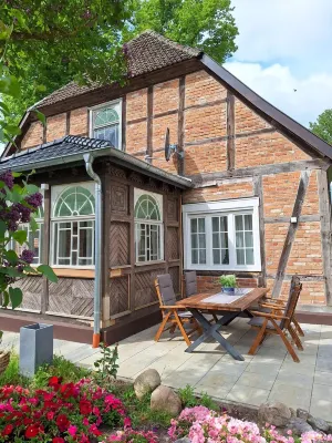5 Ferienwohnung in Historischem Alten Gutshaus in Breetz am Fluss